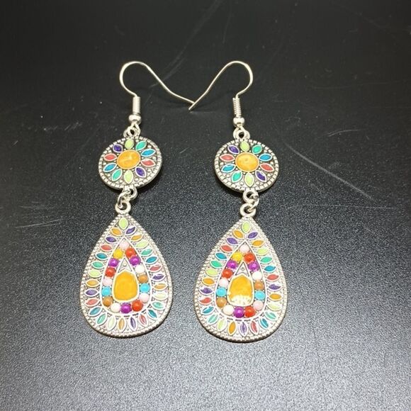 BOHEMIAN colorful multicolor mandala earrings - Picture 3 of 4